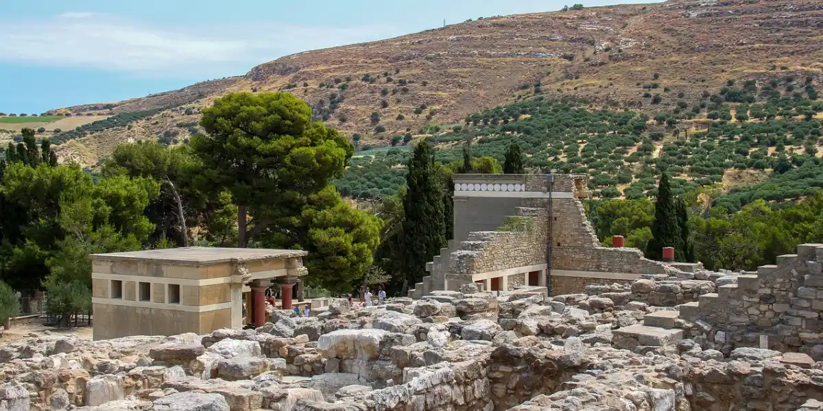 Knossos palace